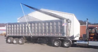 102" Manual Flip Tarp 21' - 24' Trailer Kit